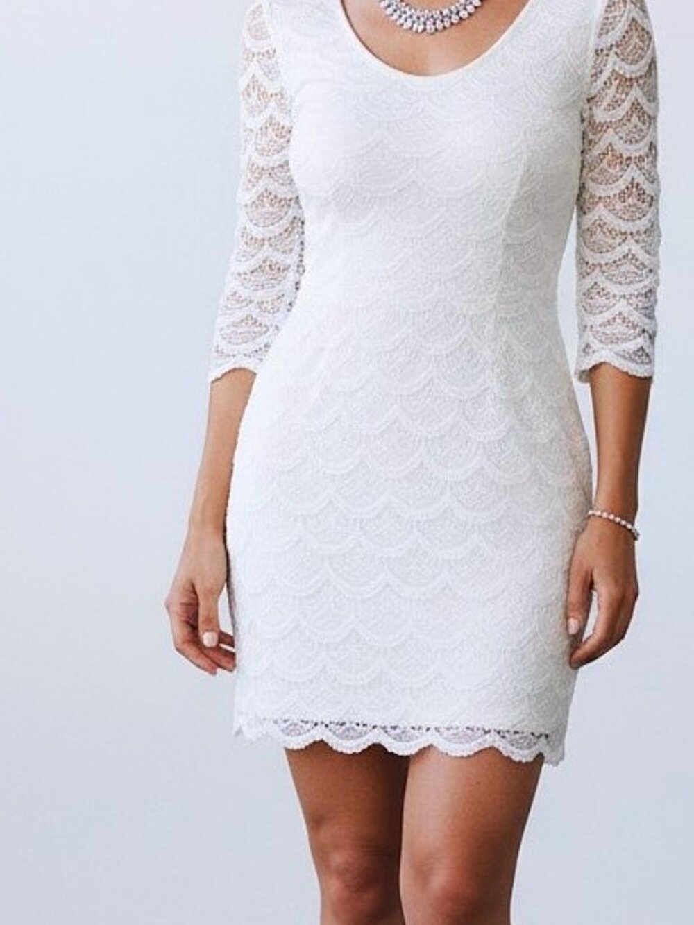 Guess | Womens' Dress | White Scalloped Lace Mini Dress | Size 8